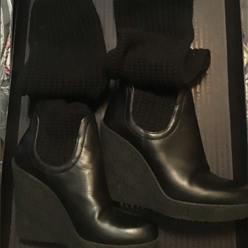 Gucci leg warmer boots with box
